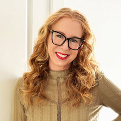 THE OWNER OF SENSORIAL DESIGNS